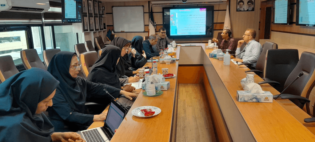 جلسه بررسی عملکرد کلینیک FLS  و مشکلات پیش رو